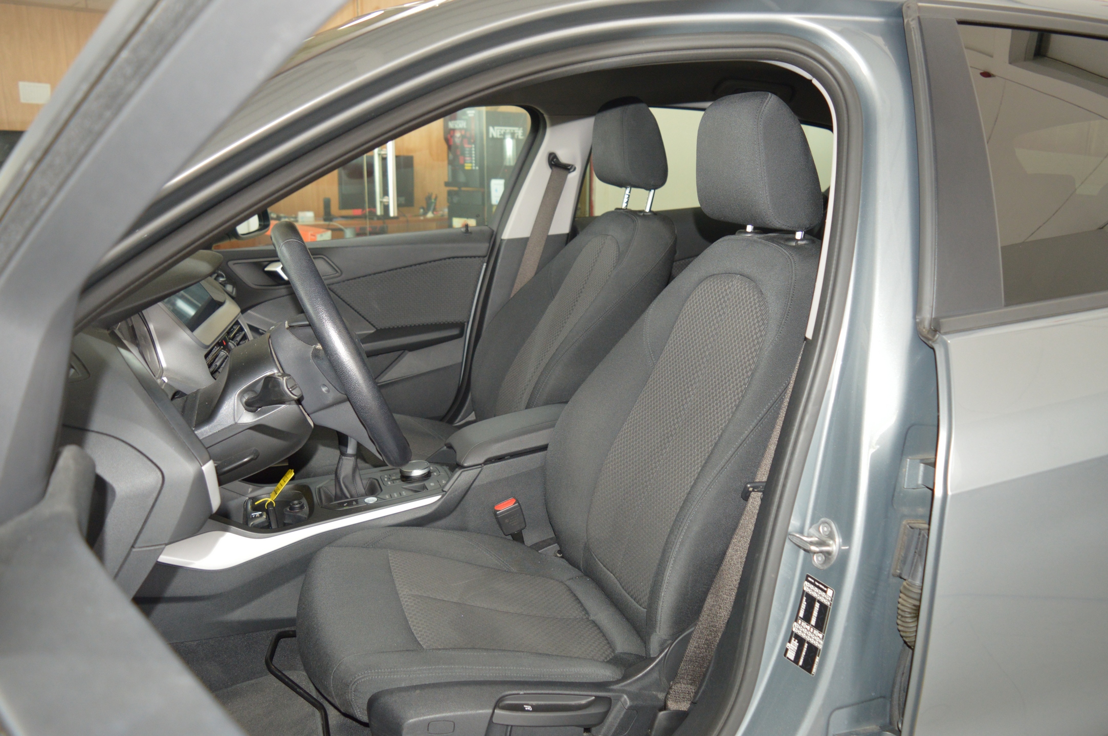 102 (6) BMW Serie 1 116d Business - Imagen 8