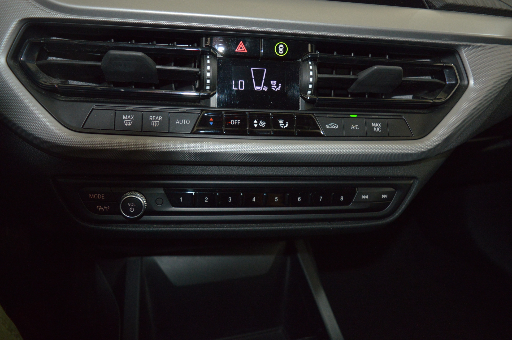 103 (17) BMW Serie 1 116d Business - Imagen 30