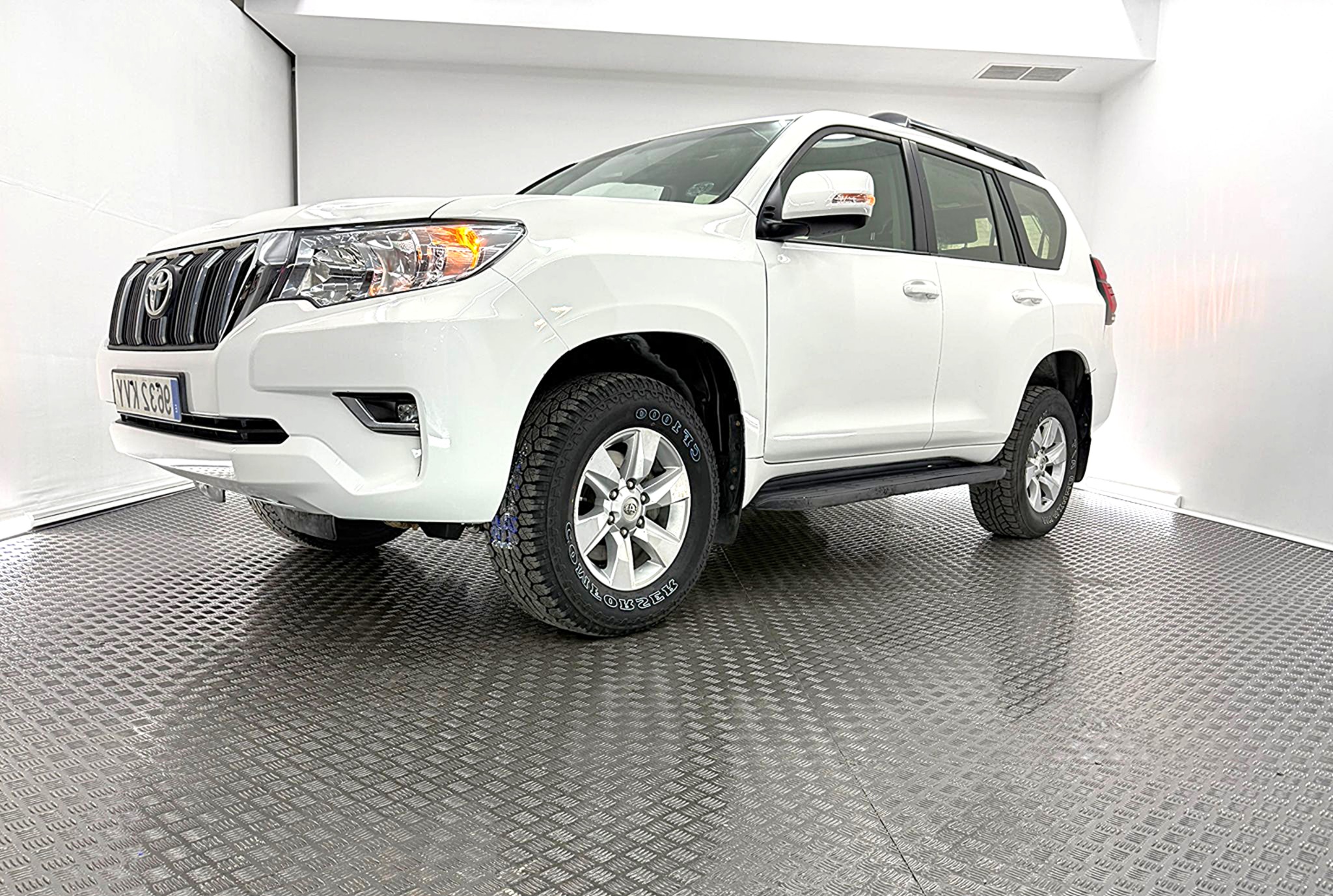 02 TOYOTA LAND CRUISER 07 LAND CRUISER 2.8 D4D VXL 177cv (7P)  (9632 KVY) - Imagen 3