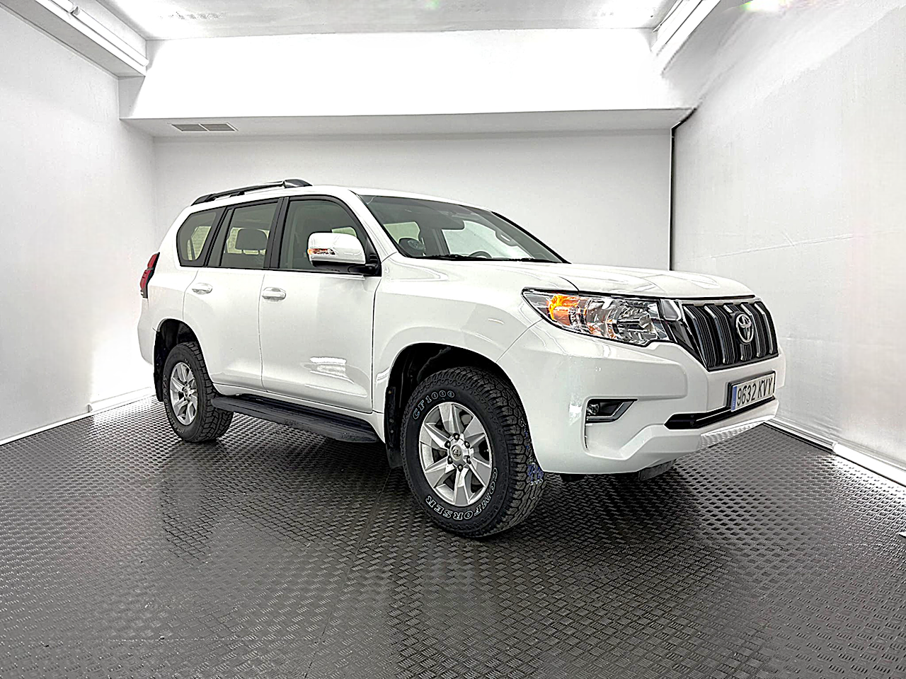 04 TOYOTA LAND CRUISER 03-Photoroom LAND CRUISER 2.8 D4D VXL 177cv (7P)  (9632 KVY) - Imagen 5