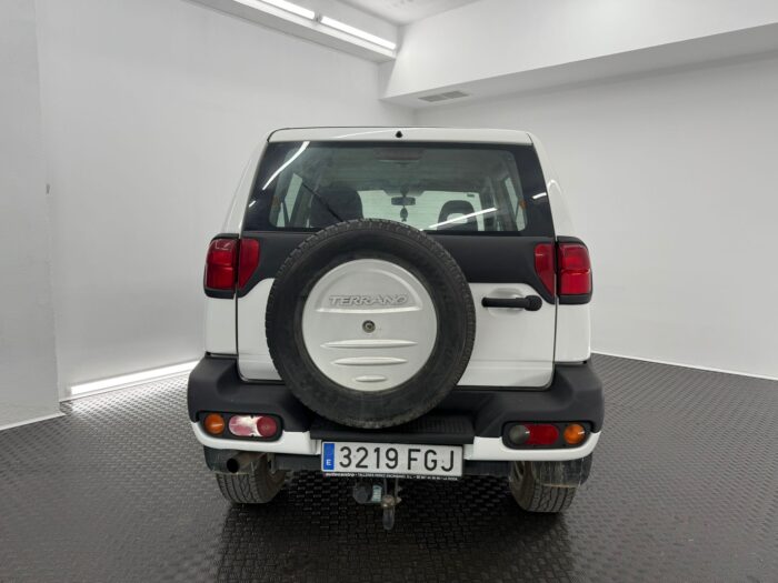 NISSAN TERRANO II 2.7 TDi Confort 125cv (3219FGJ) - Imagen 4