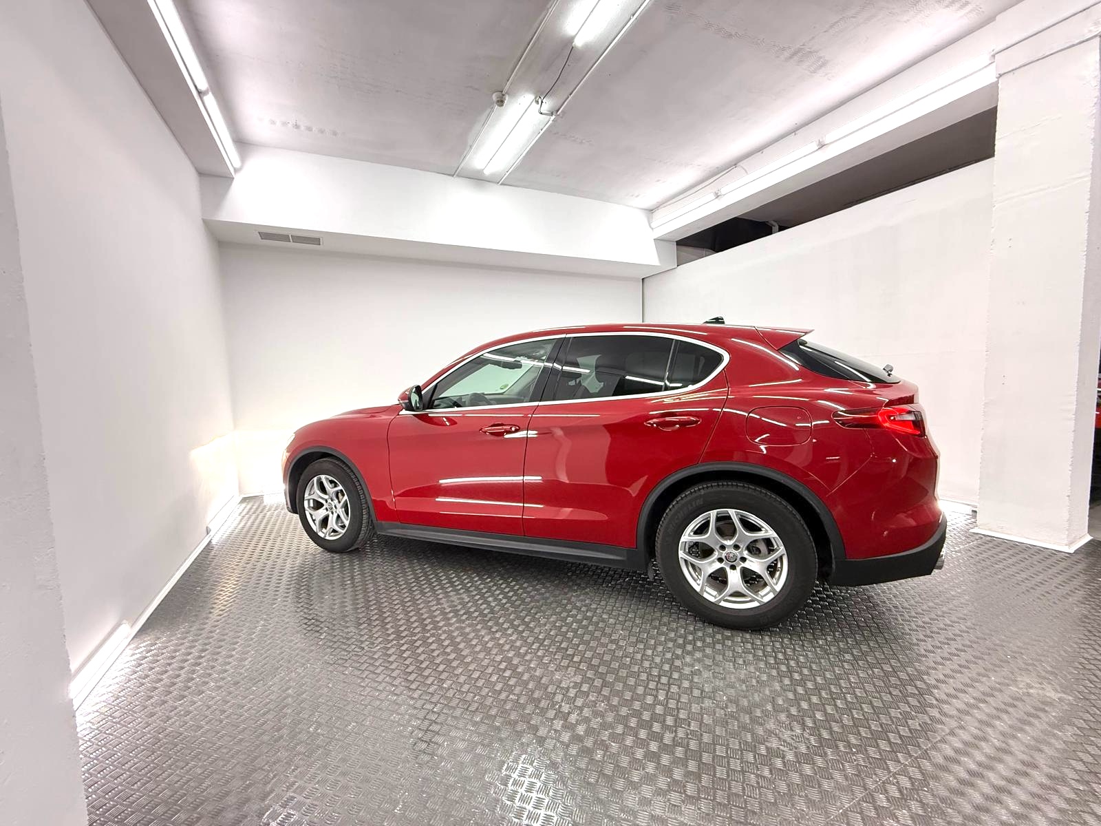 05 ext 06 ALFA ROMEO STELVIO 2.2 Diesel 190cv Executive RWD - Imagen 5