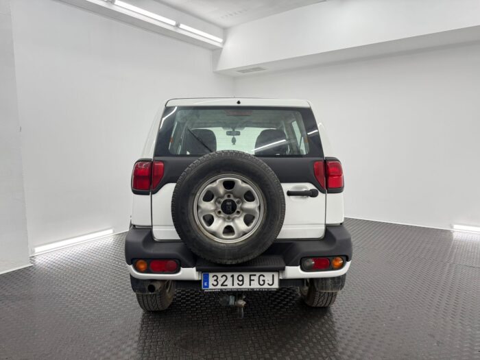 NISSAN TERRANO II 2.7 TDi Confort 125cv (3219FGJ) - Imagen 5