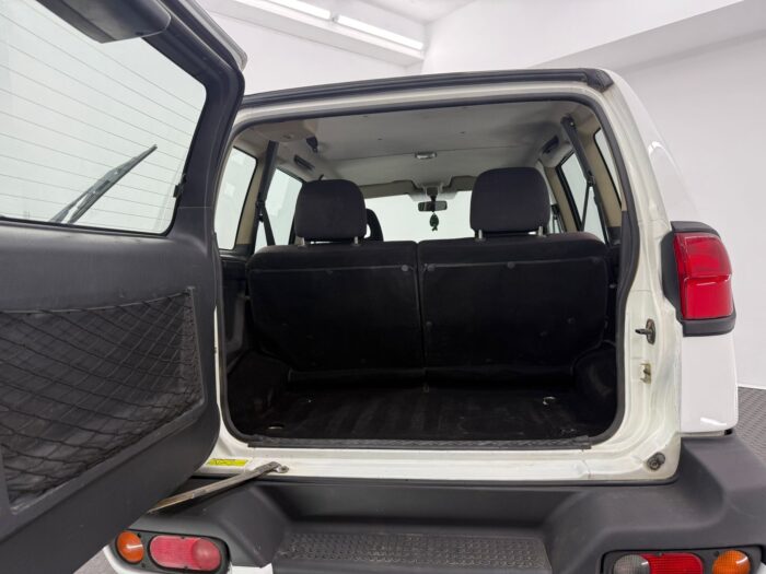NISSAN TERRANO II 2.7 TDi Confort 125cv (3219FGJ) - Imagen 6