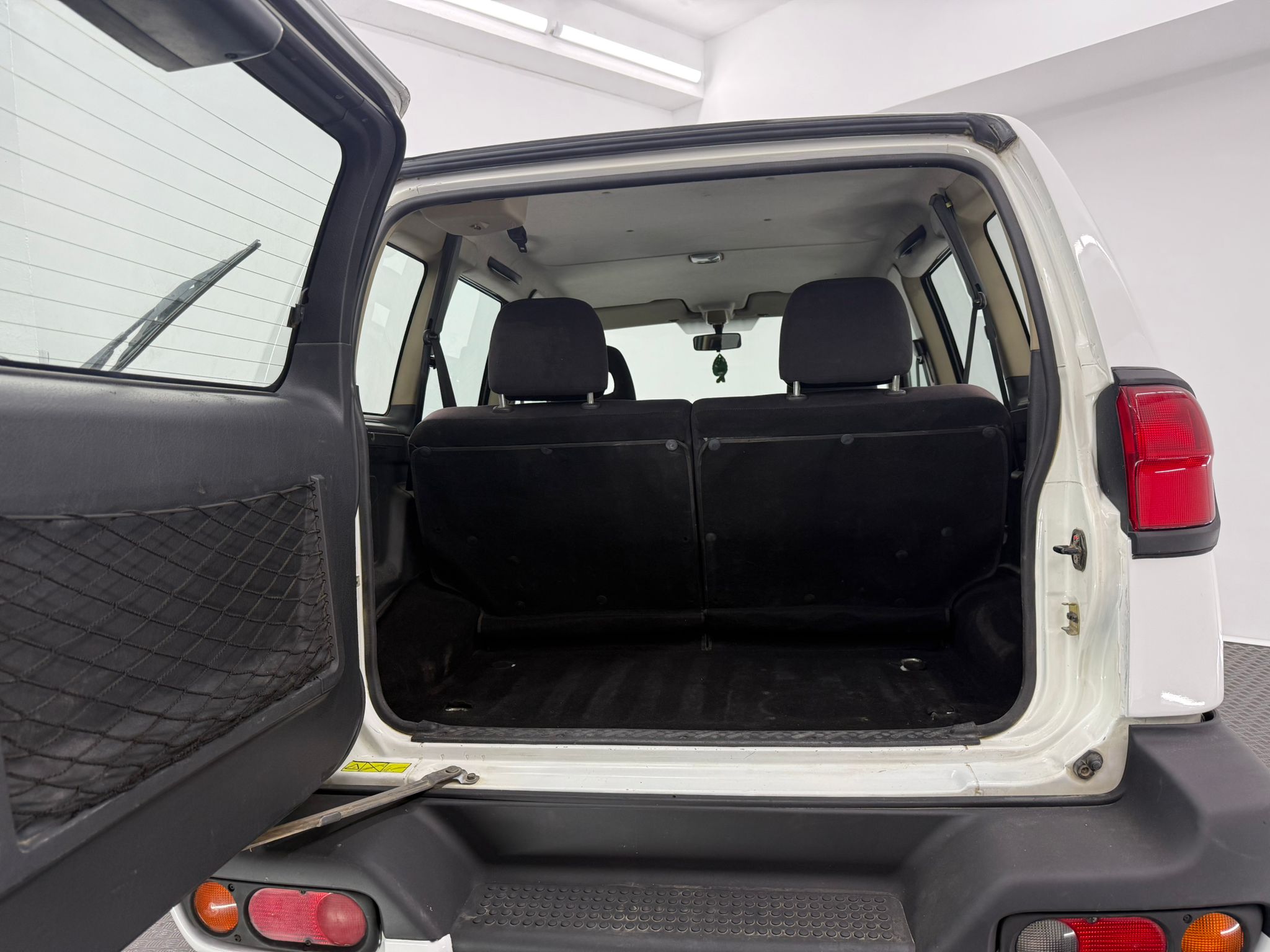 06 ext 07,1 NISSAN TERRANO II 2.7 TDi Confort 125cv (3219FGJ) - Imagen 6
