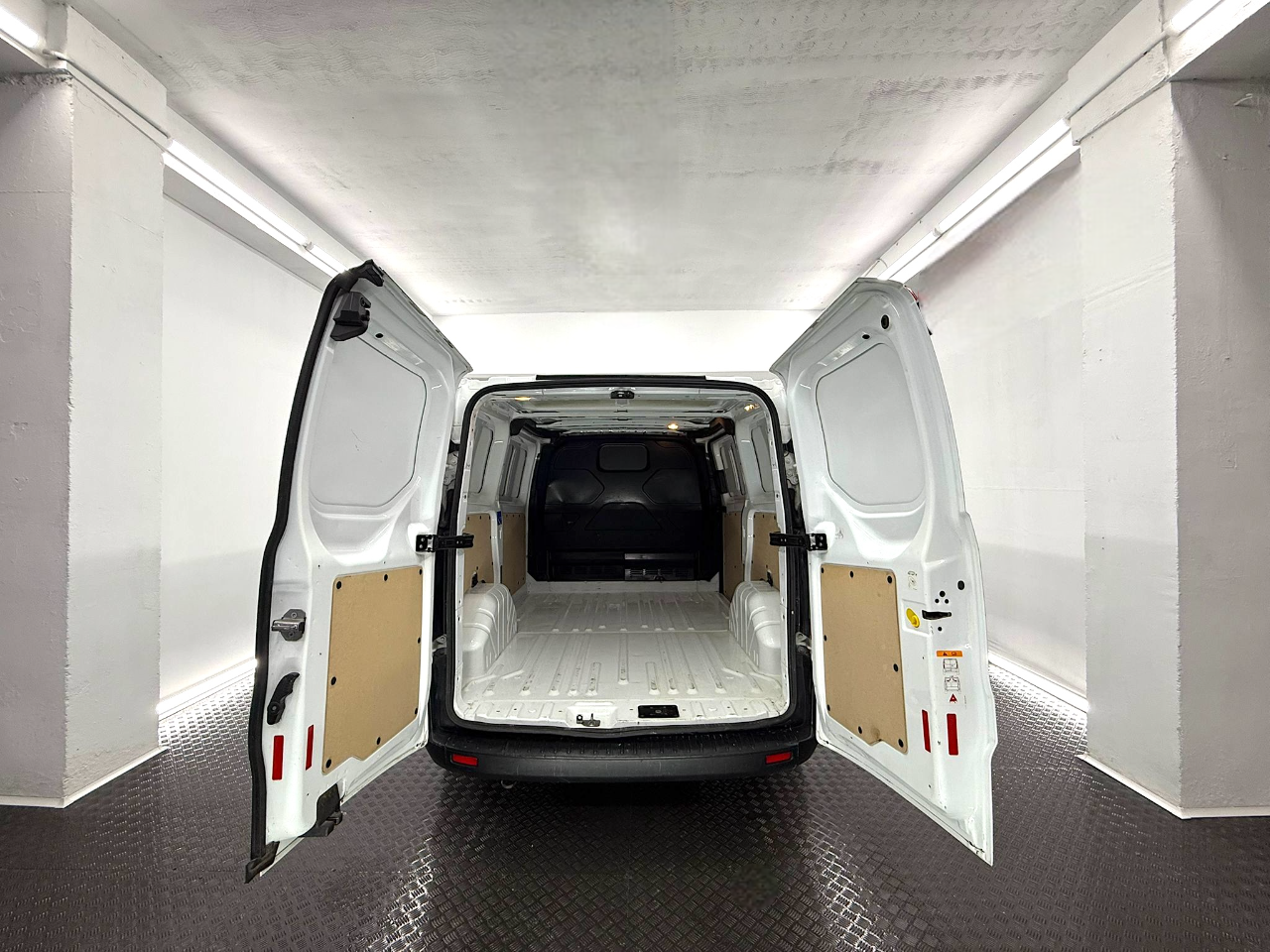 08 ca 01-Photoroom-Photoroom FORD TRANSIT CUSTOM 2.0 TDCI 77KW 260 L1-H1 AMBIENTE DCIV SWB (105cv) (3316LFB) - Imagen 9