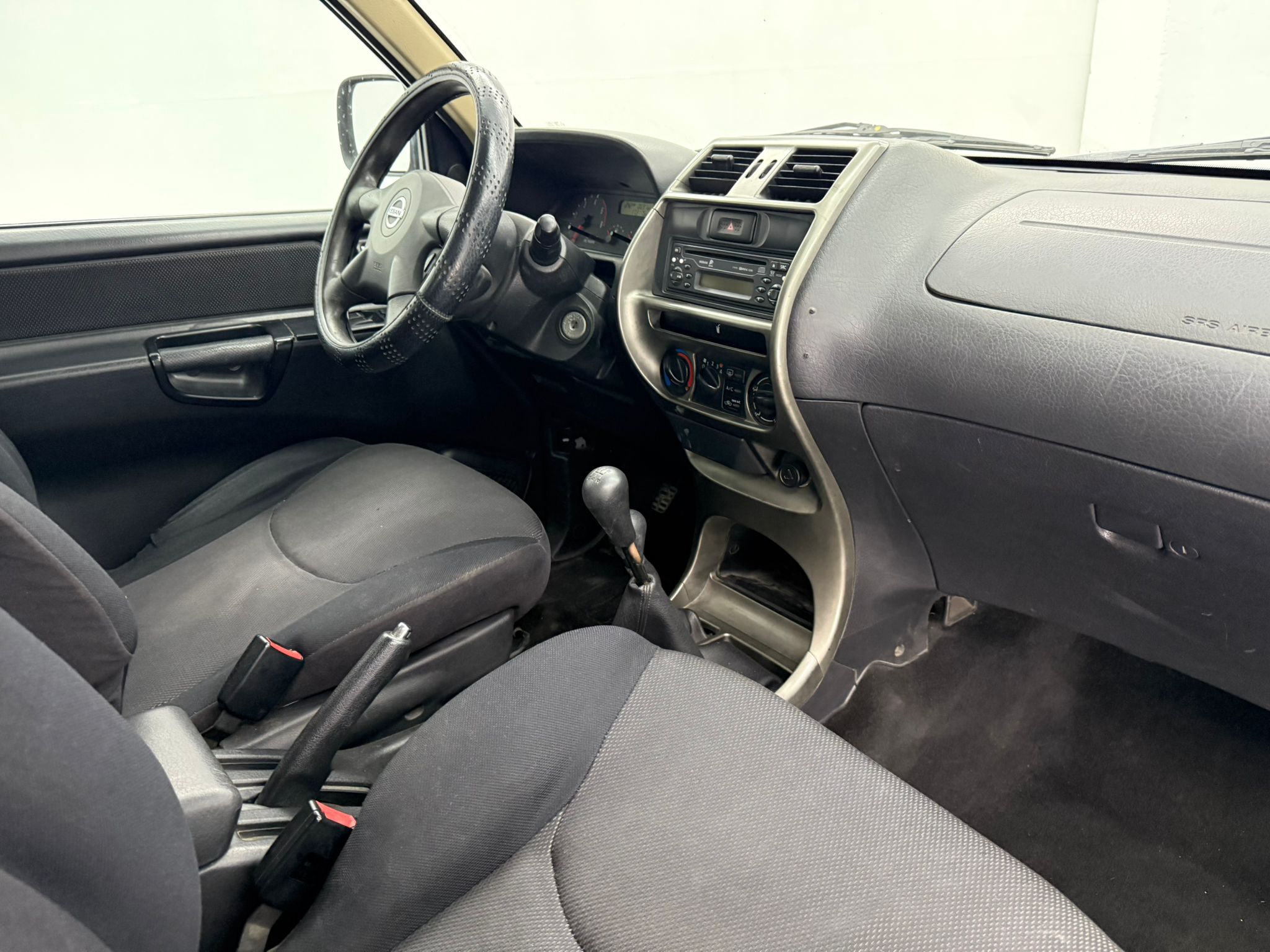 10 int 03,1 NISSAN TERRANO II 2.7 TDi Confort 125cv (3219FGJ) - Imagen 10