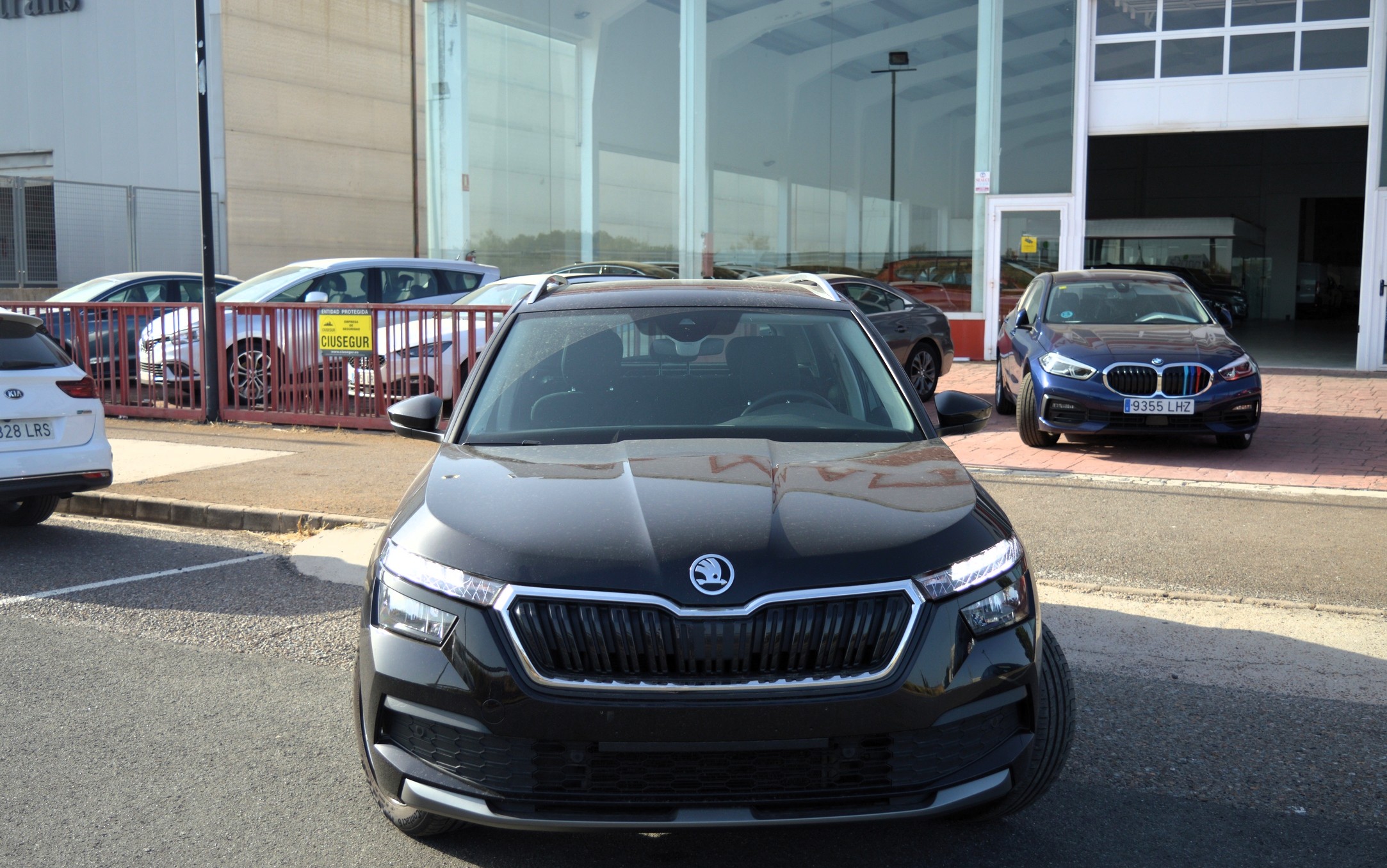101 (2) SKODA Kamiq 1.0 TGI Ambition GNC - Imagen 3