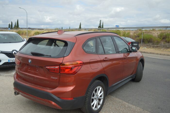 BMW X1 sDrive16d Business - Imagen 7