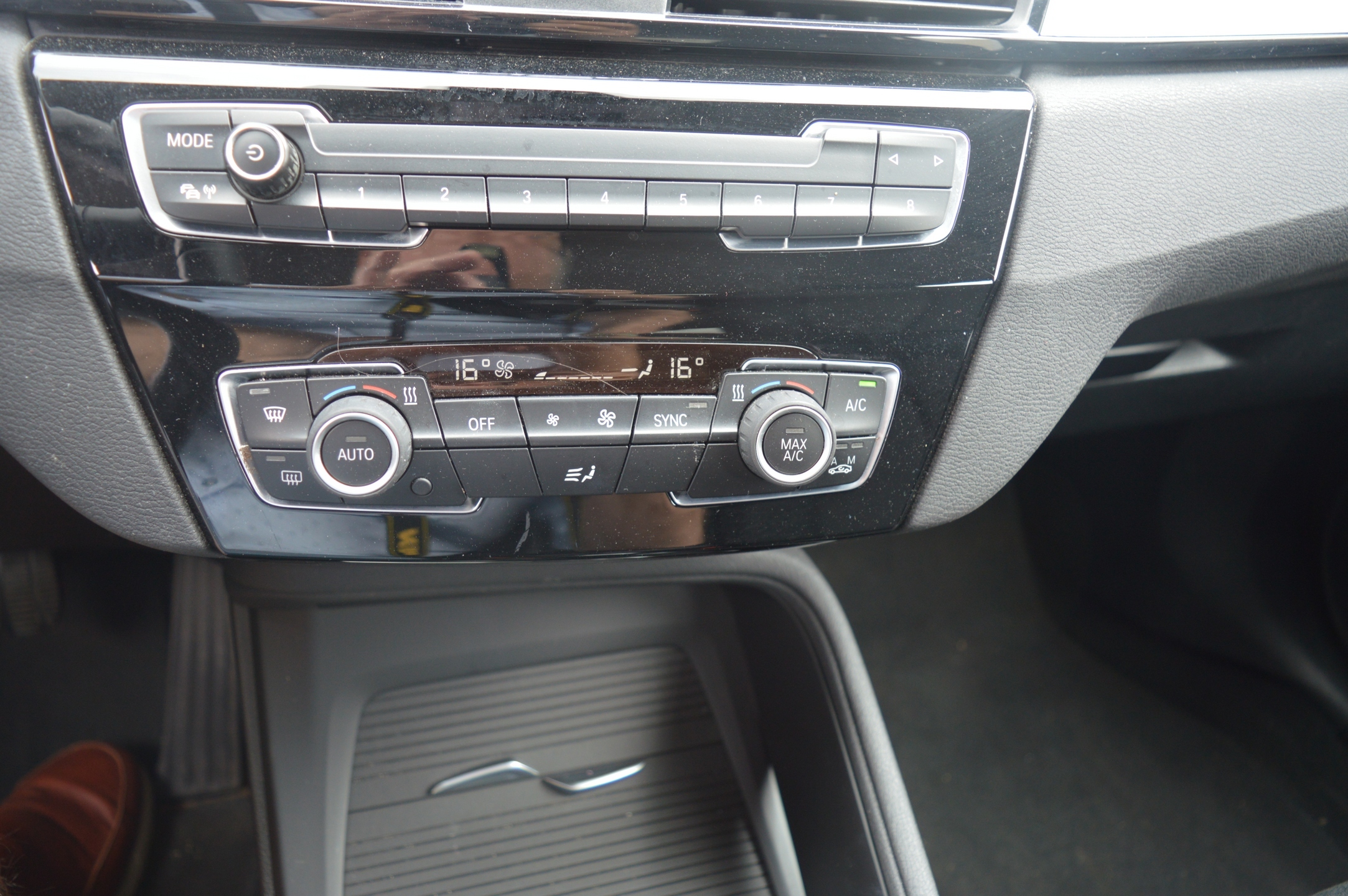 102 (14) BMW X1 sDrive16d Business - Imagen 28