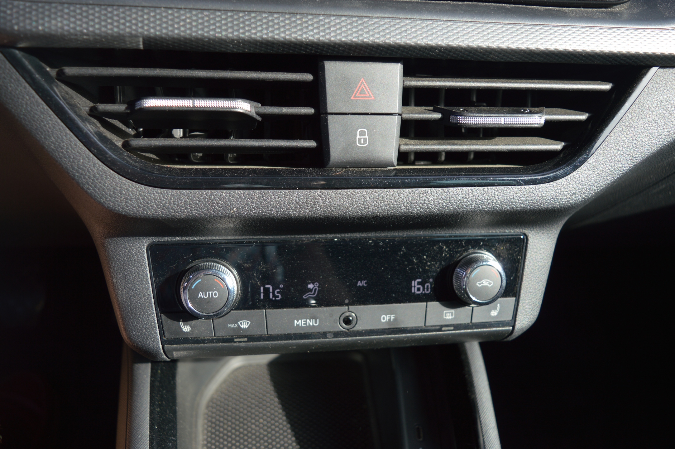 102 (15) SKODA Kamiq 1.0 TGI Ambition GNC - Imagen 29