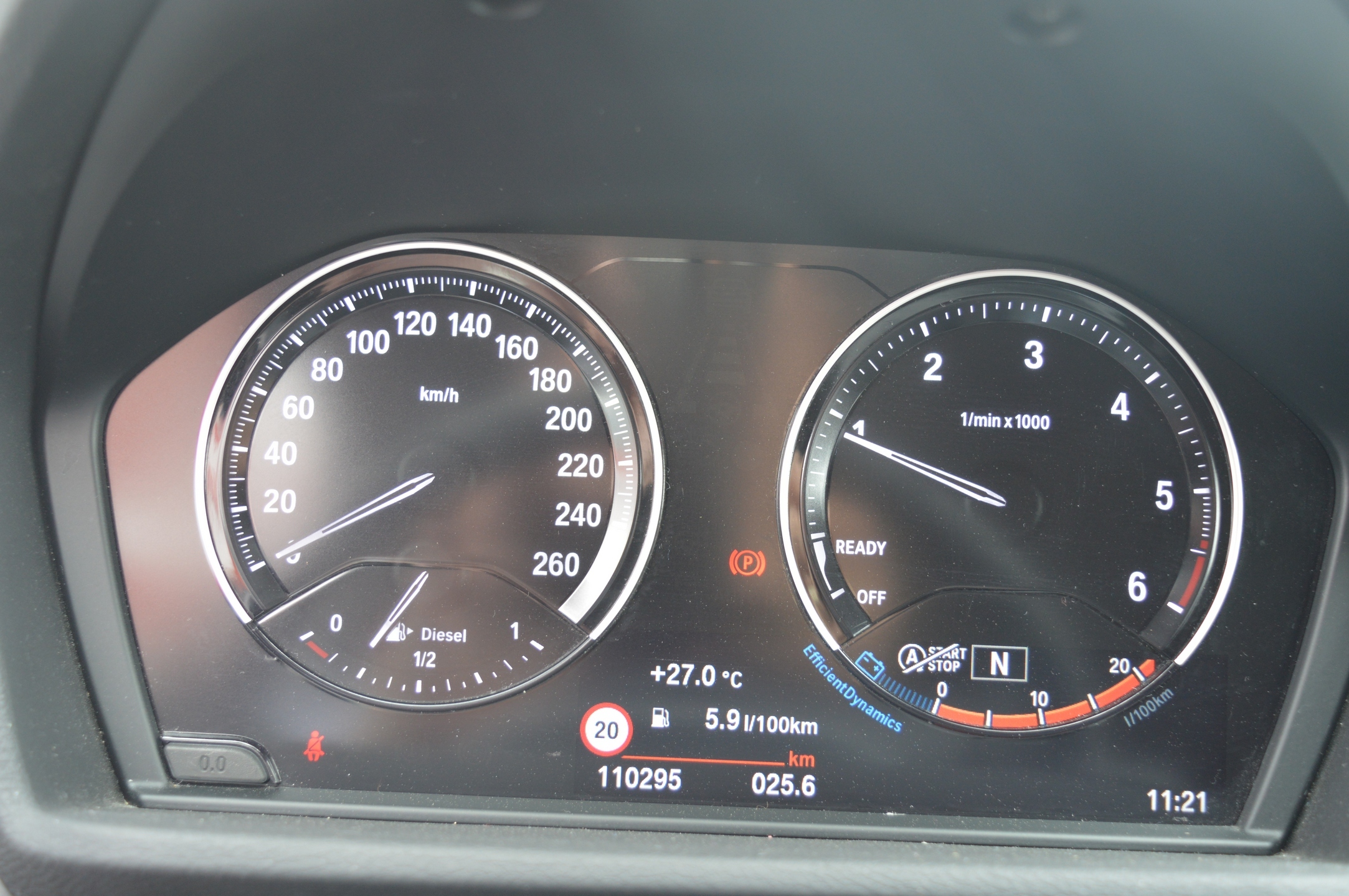 102 (3) BMW X1 sDrive16d Business - Imagen 17