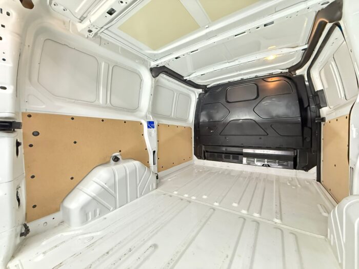 FORD TRANSIT CUSTOM 2.0 TDCI 77KW 260 L1-H1 AMBIENTE DCIV SWB (105cv) (3316LFB) - Imagen 13