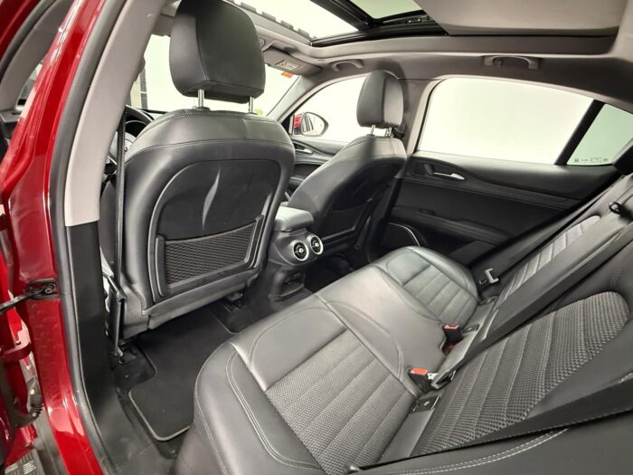 ALFA ROMEO STELVIO 2.2 Diesel 190cv Executive RWD - Imagen 20