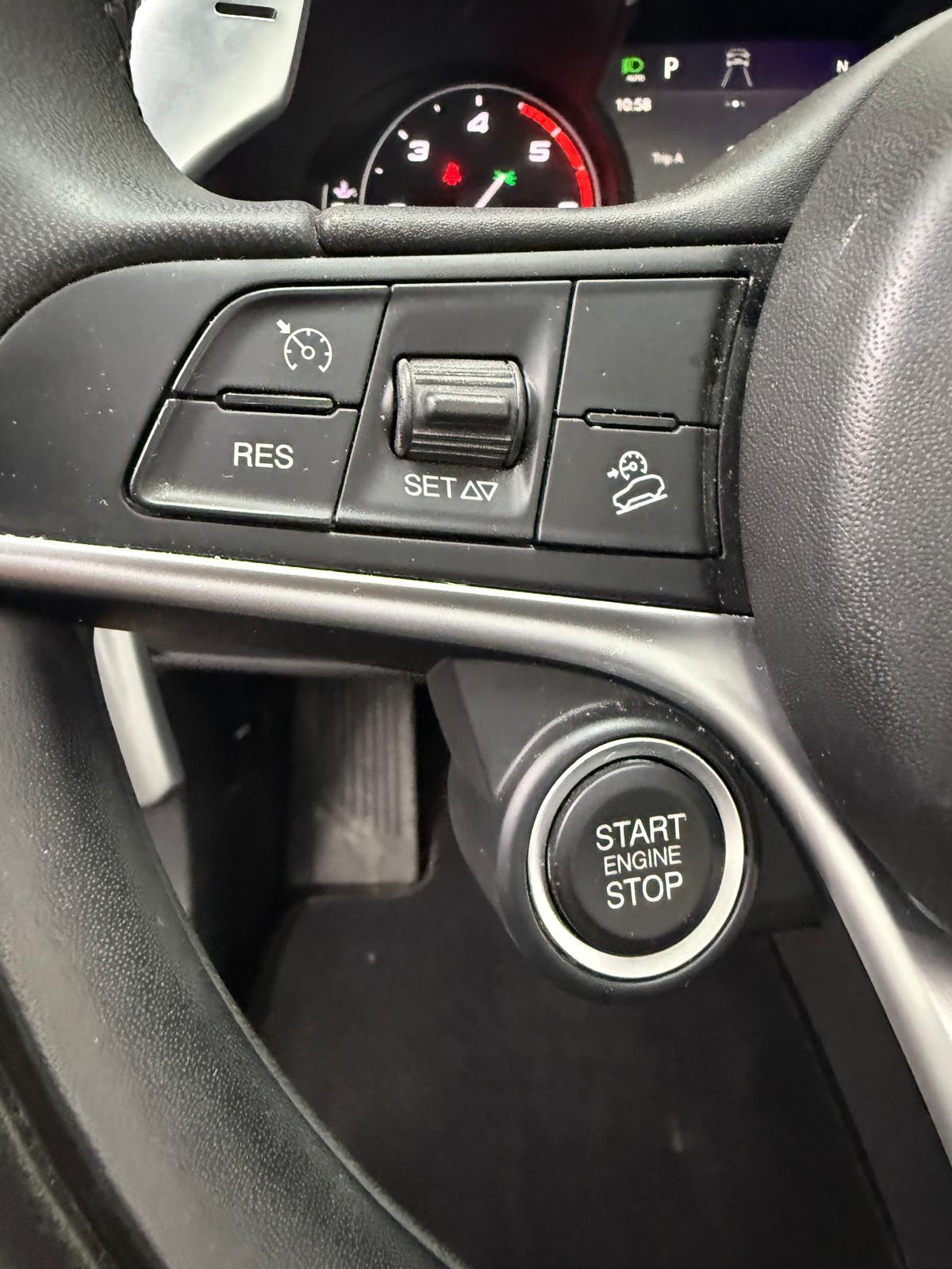 19 int 06 ALFA ROMEO STELVIO 2.2 Diesel 190cv Executive RWD - Imagen 22