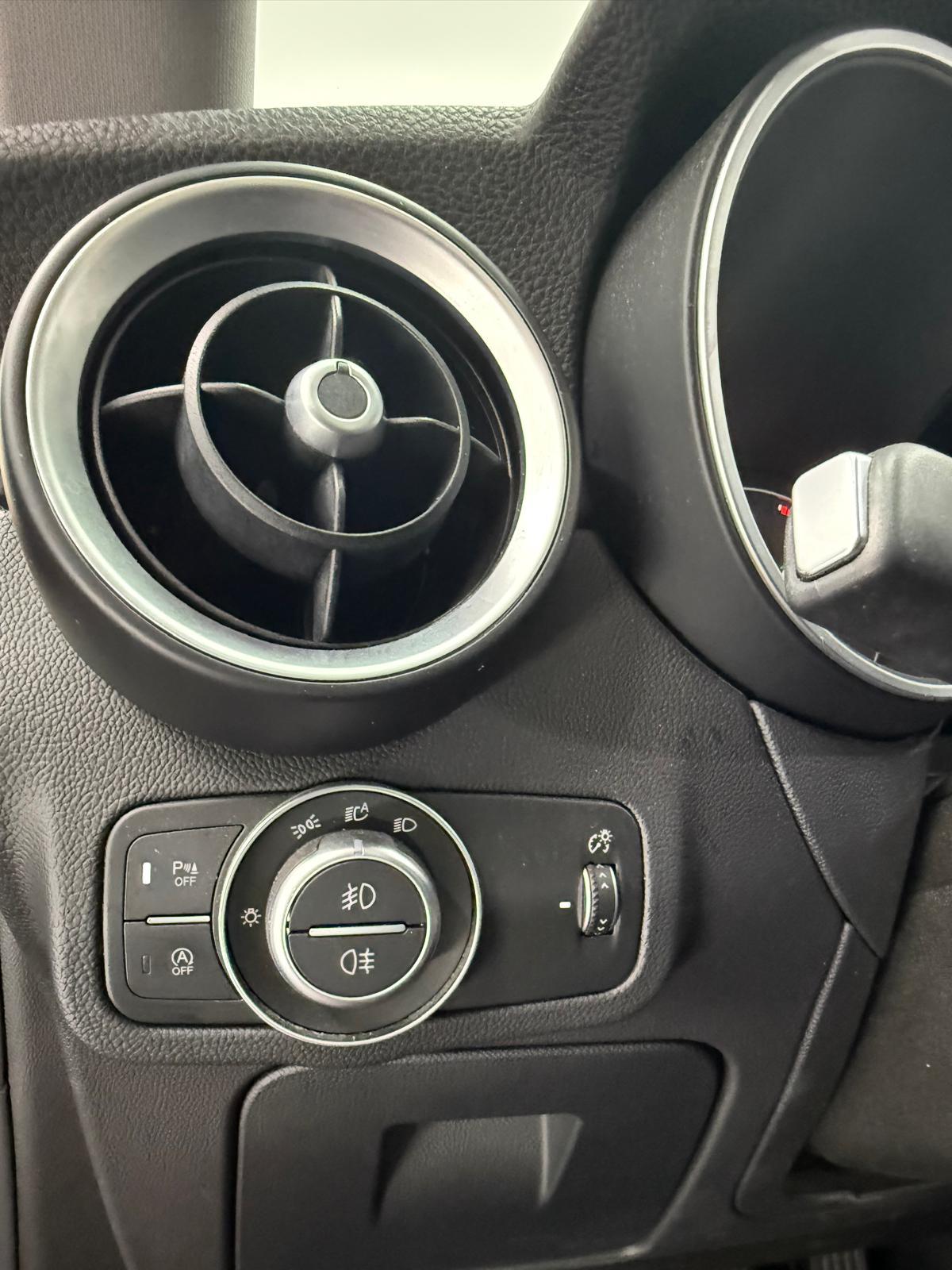 23 int 10 ALFA ROMEO STELVIO 2.2 Diesel 190cv Executive RWD - Imagen 26