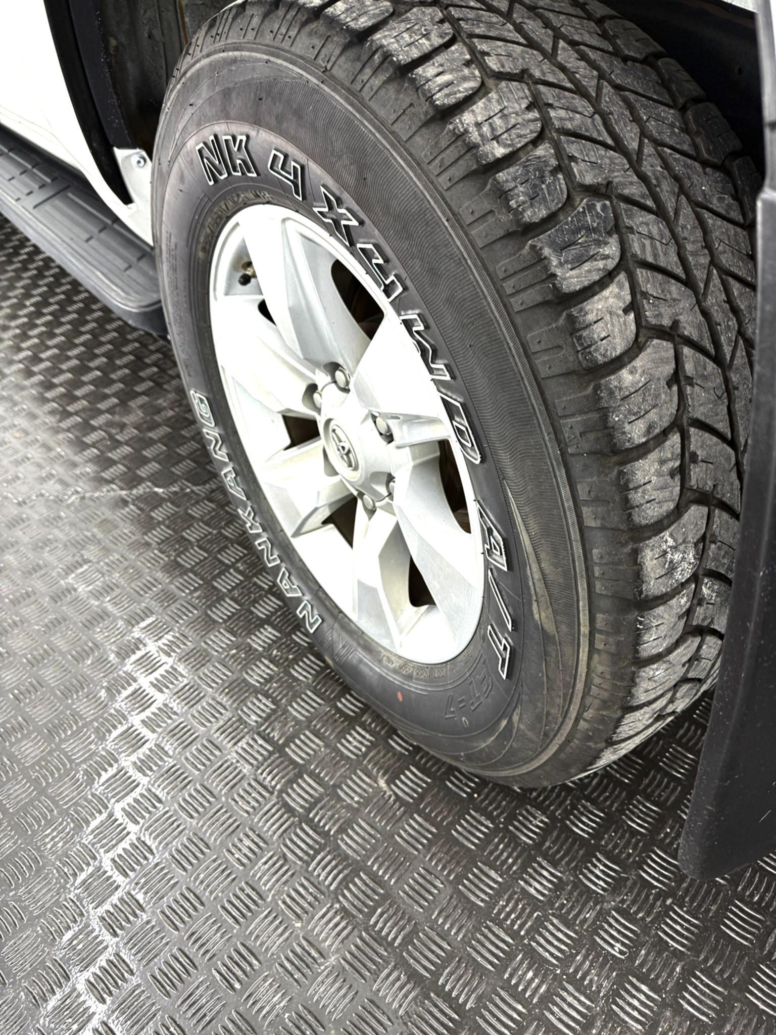 32 rue 2 LAND CRUISER 2.8 D4D VXL 177cv (7P)  (9632 KVY) - Imagen 32