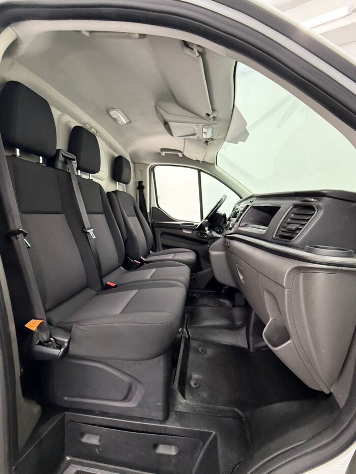 FORD TRANSIT CUSTOM 2.0 TDCI 77KW 260 L1-H1 AMBIENTE DCIV SWB (105cv) (3316LFB) - Imagen 19