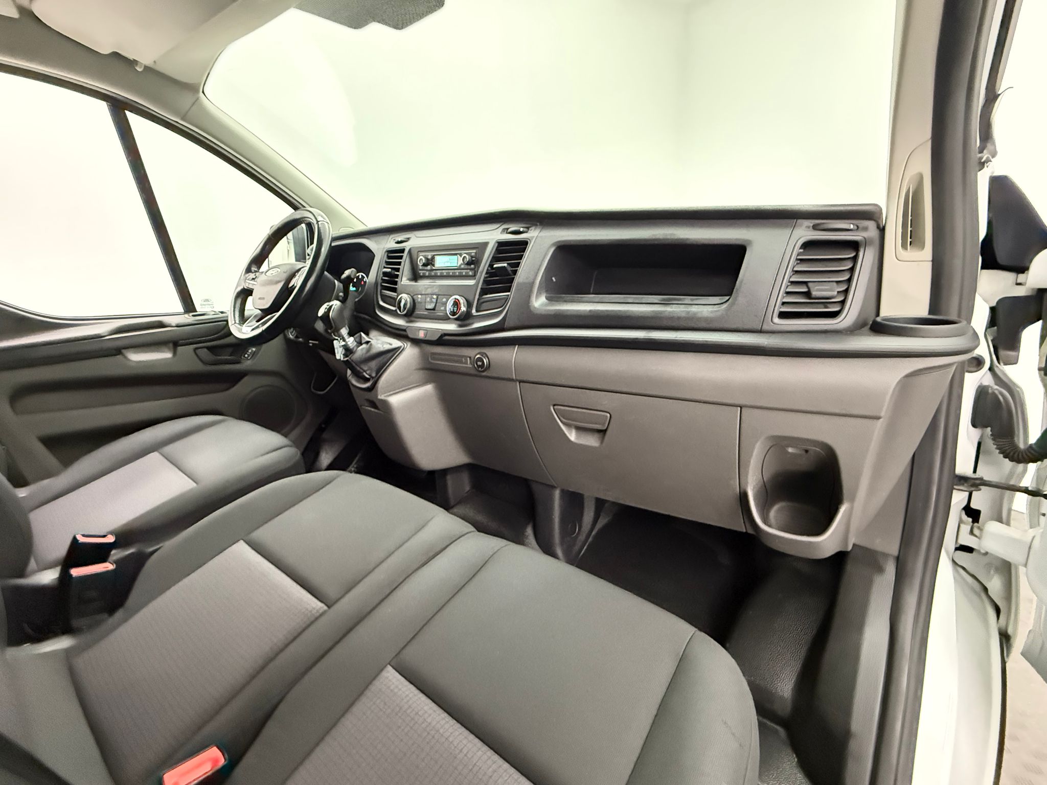 36 int 08 FORD TRANSIT CUSTOM 2.0 TDCI 77KW 260 L1-H1 AMBIENTE DCIV SWB (105cv) (3316LFB) - Imagen 22