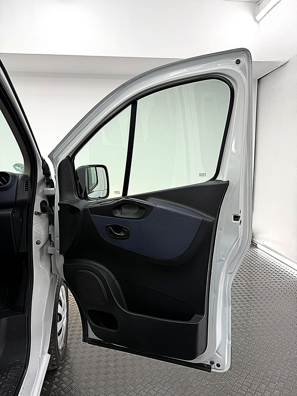 OPEL VIVARO(2015KVL) 19 OPEL VIVARO 1.6 CDTI 125 cv S/S 2.9T COMBI-9 (2015 KVL) - Imagen 20