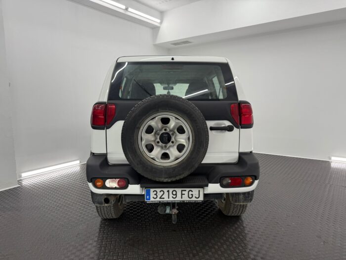 NISSAN TERRANO II 2.7 TDi Confort 125cv (3219FGJ) - Imagen 25
