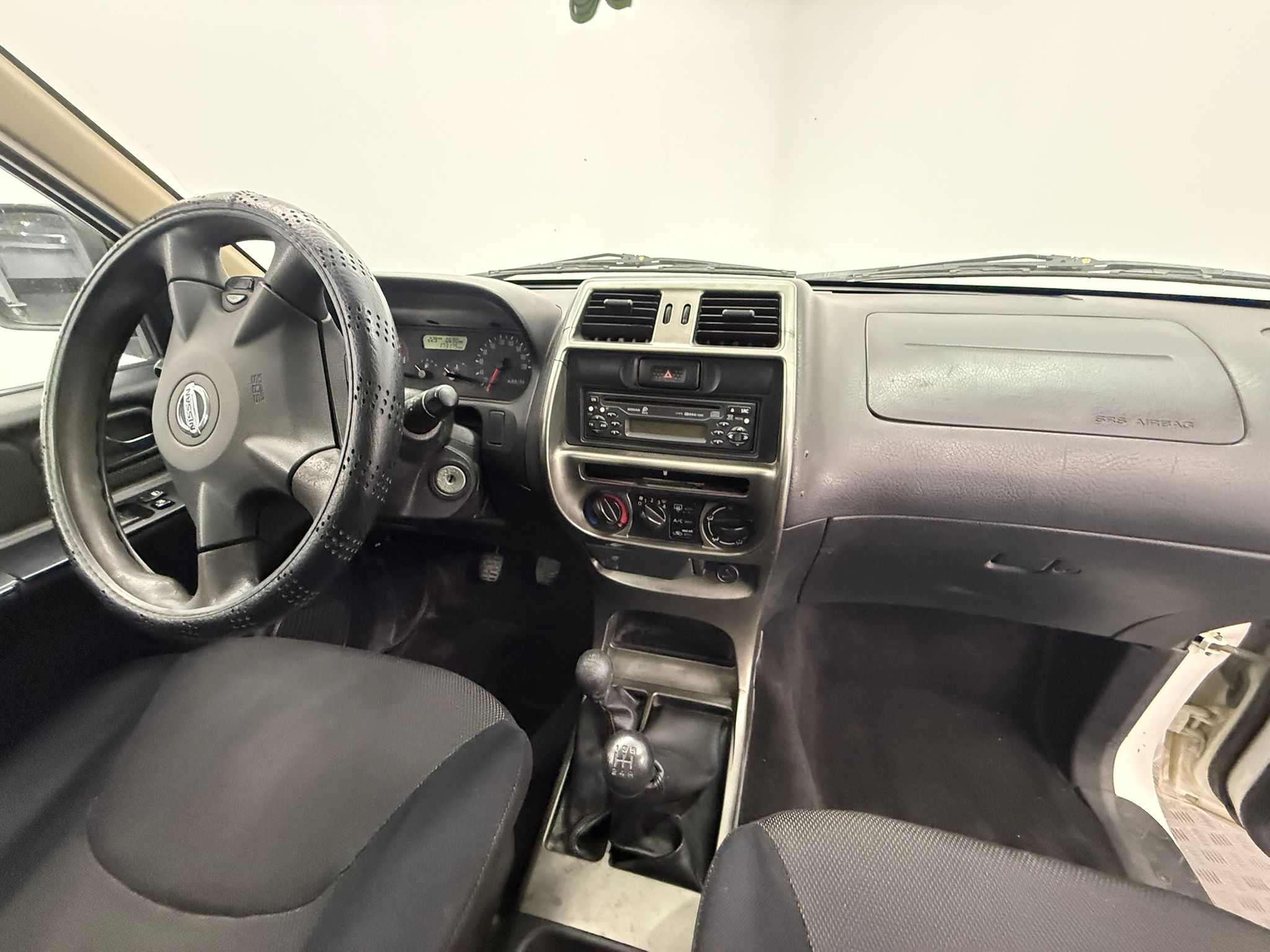 WhatsApp Image 2025-10-17 at 17.18.53 (12) NISSAN TERRANO II 2.7 TDi Confort 125cv (3219FGJ) - Imagen 34