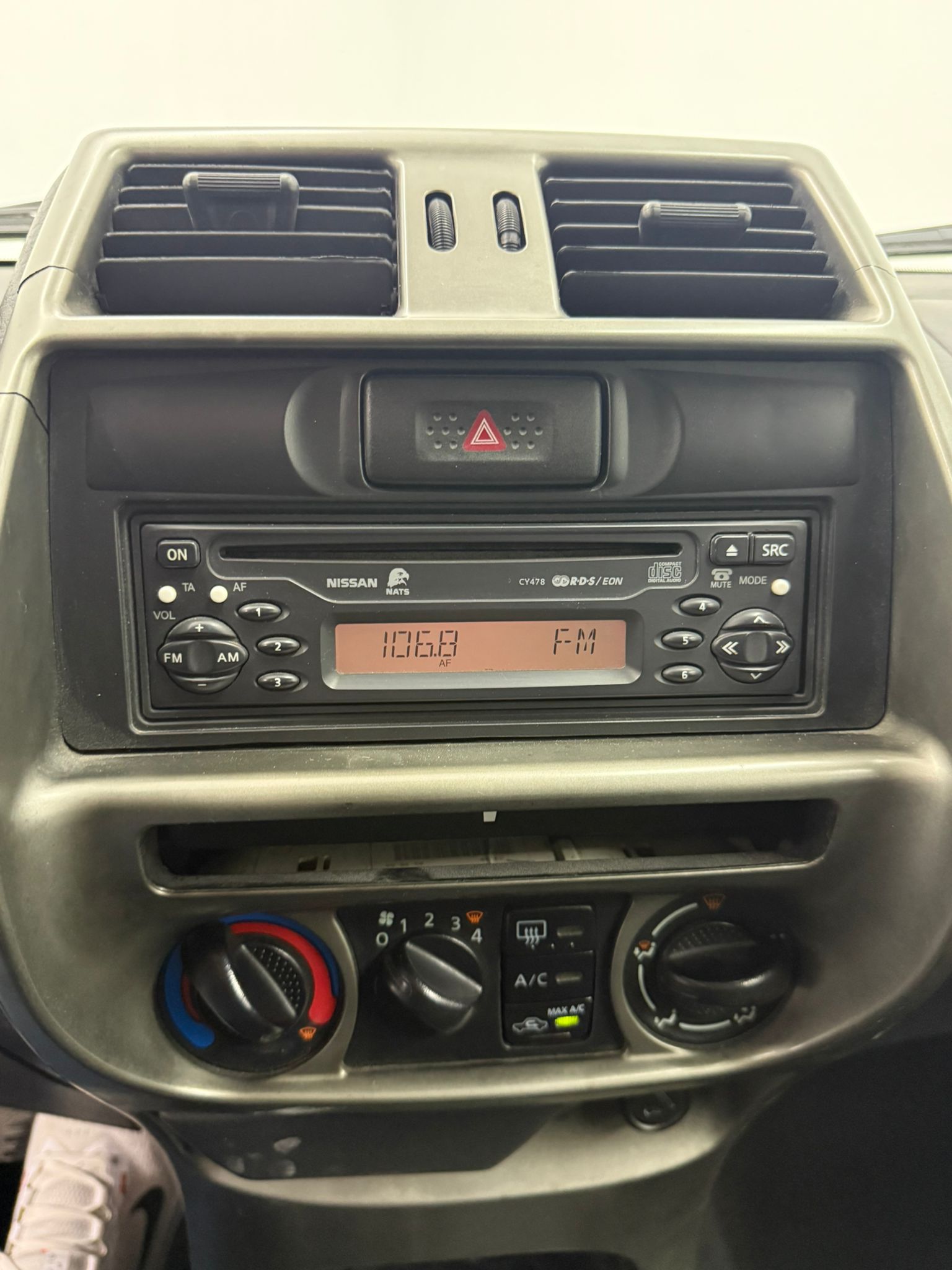 WhatsApp Image 2025-10-17 at 17.18.56 (2) NISSAN TERRANO II 2.7 TDi Confort 125cv (3219FGJ) - Imagen 45