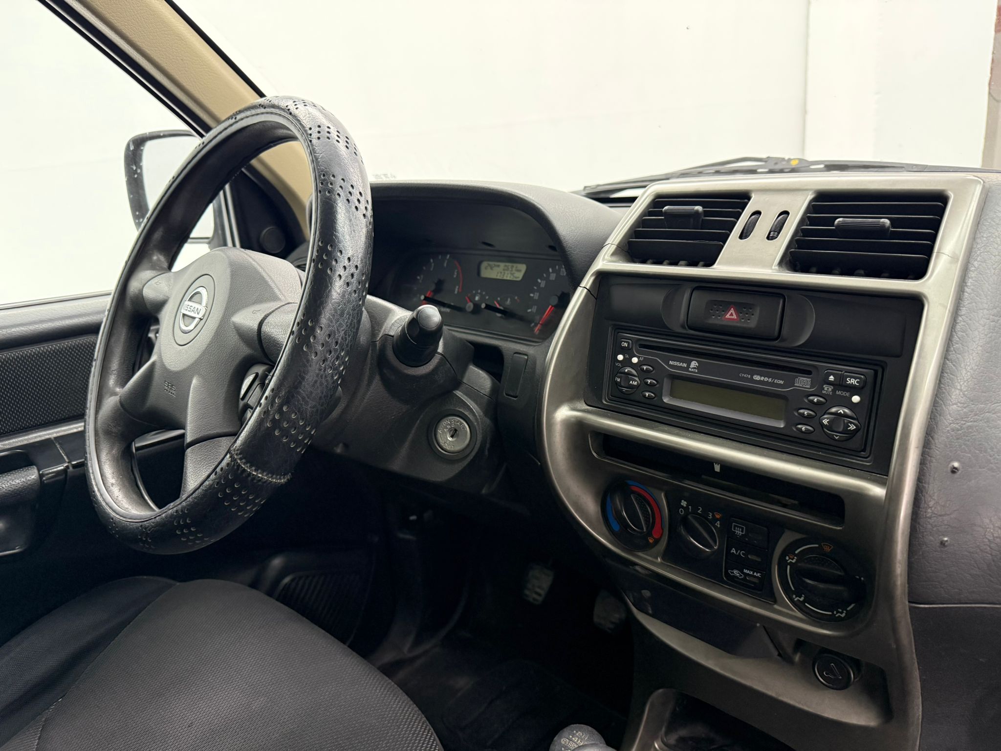 WhatsApp Image 2025-10-17 at 17.18.56 (9) NISSAN TERRANO II 2.7 TDi Confort 125cv (3219FGJ) - Imagen 47